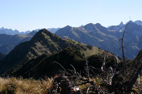 Blick zurück auf Walmendinger Horn 