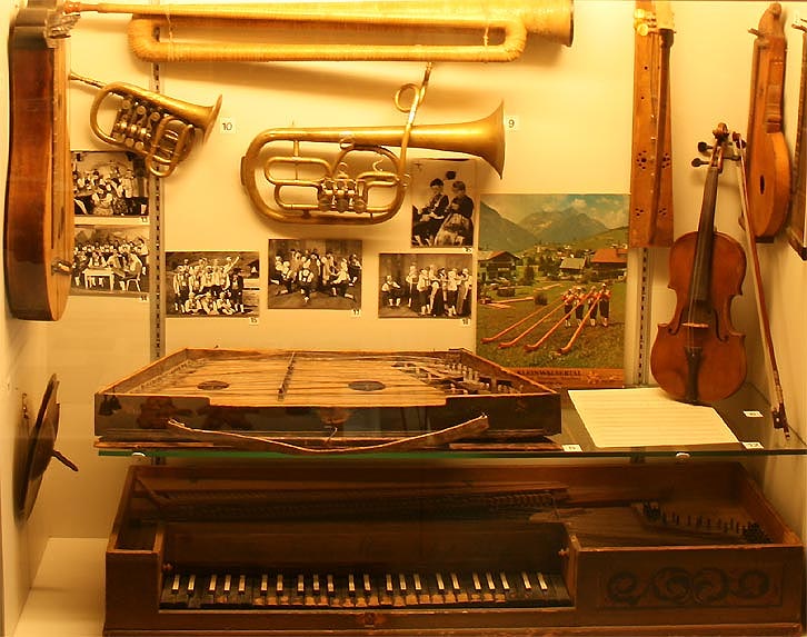 Walser Musikinstrumente